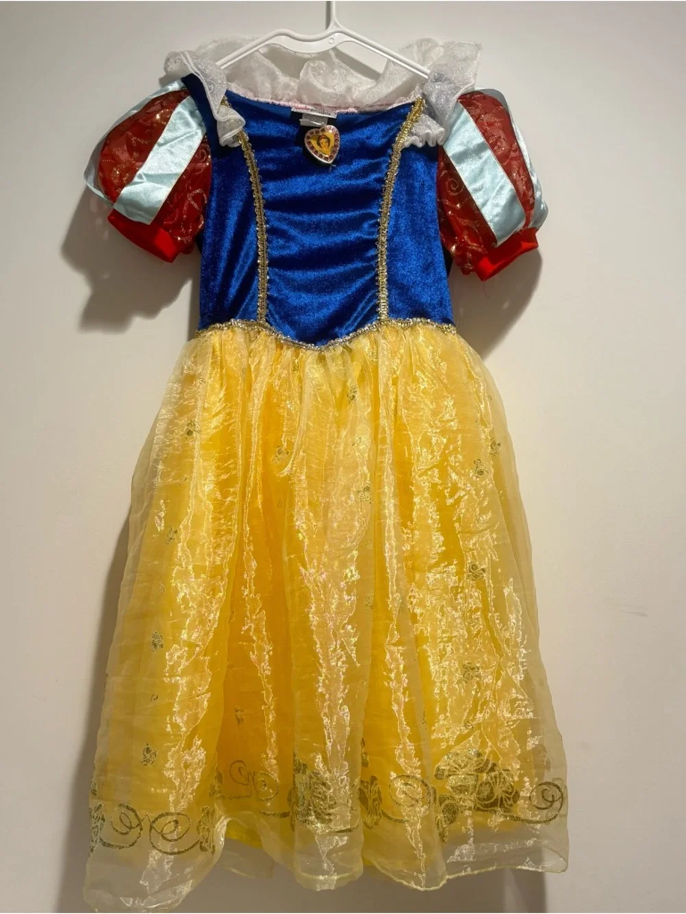 Classic Princess Dress-Up Costume Snow White with velvet cape 6/6x